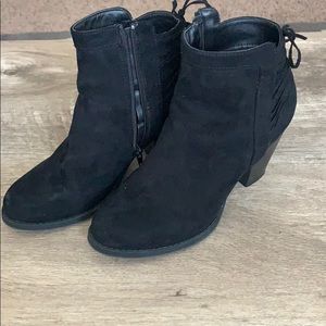 Shoe Dazzle booties